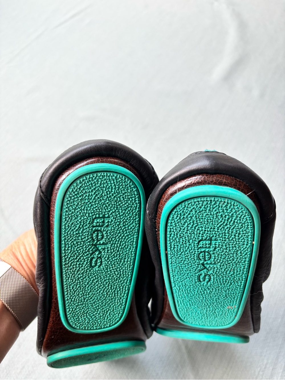 Tieks Black Leather Ballet Flats Size 9 with Teal bottom - Picture 4 of 10